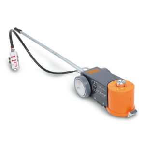 Dźwignik hydrauliczny z napędem pneumatycznym o udźwigu 20-10 t, z walizką Beta - 3065/20-10T